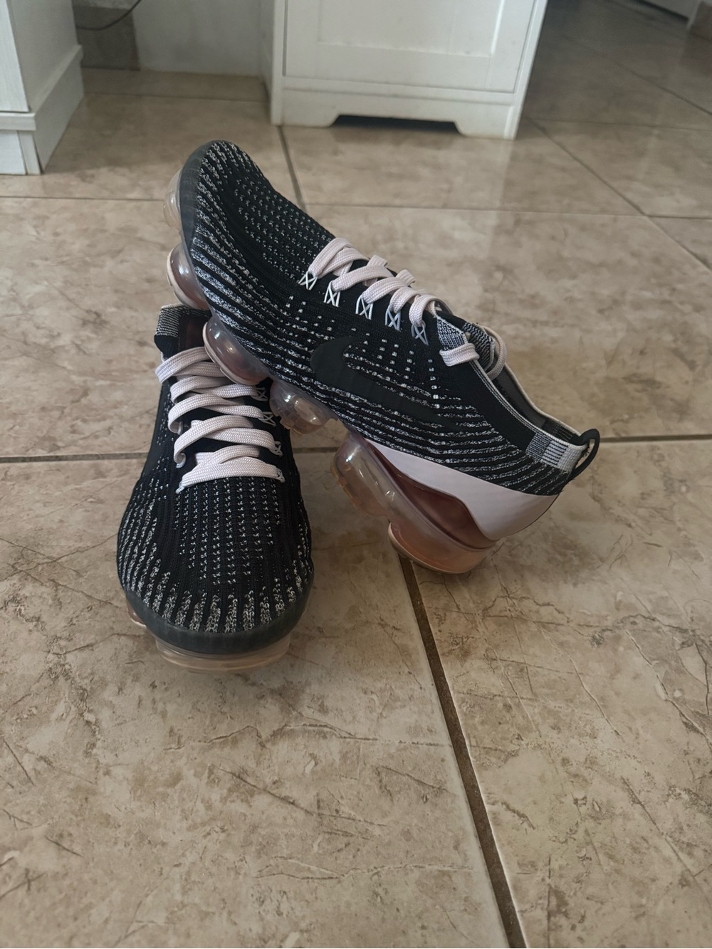 Nike Air VaporMax Flyknit 3 "Pink Rose / Barely Rose" (Style: CU4748-001) S 9.5